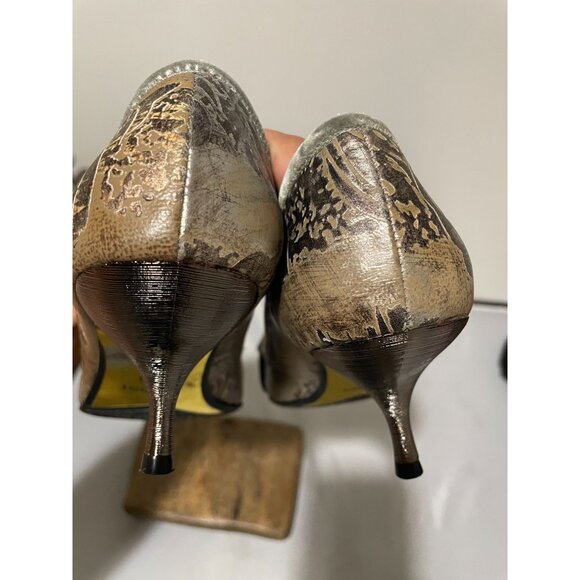 Elegant Gussaci Leather Velvet Bow Kitten Heels Size 38 Embossed Design Pointed - Picture 5 of 16